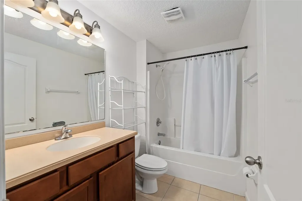 4939 NW 81st Avenue Gainesville FL 32653