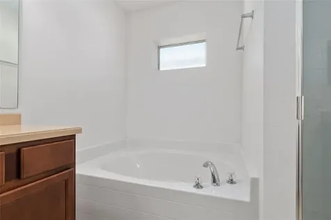 4939 NW 81st Avenue Gainesville FL 32653