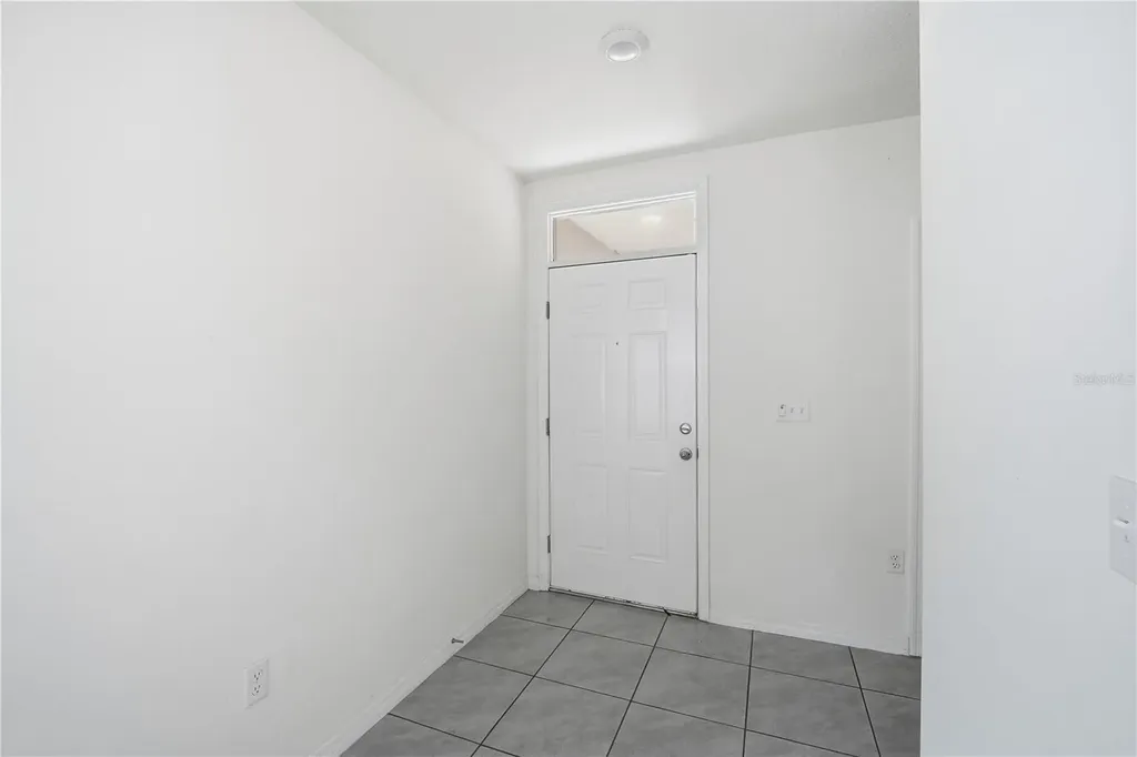 5217 Hillside Meadow Place Tampa FL 33610