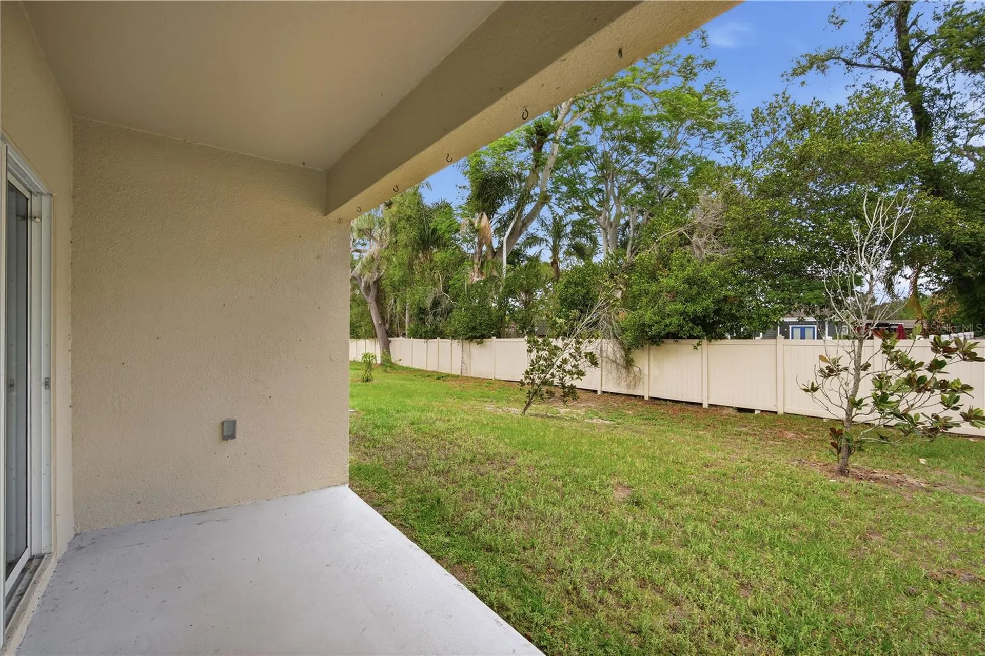 5217 Hillside Meadow Place Tampa FL 33610