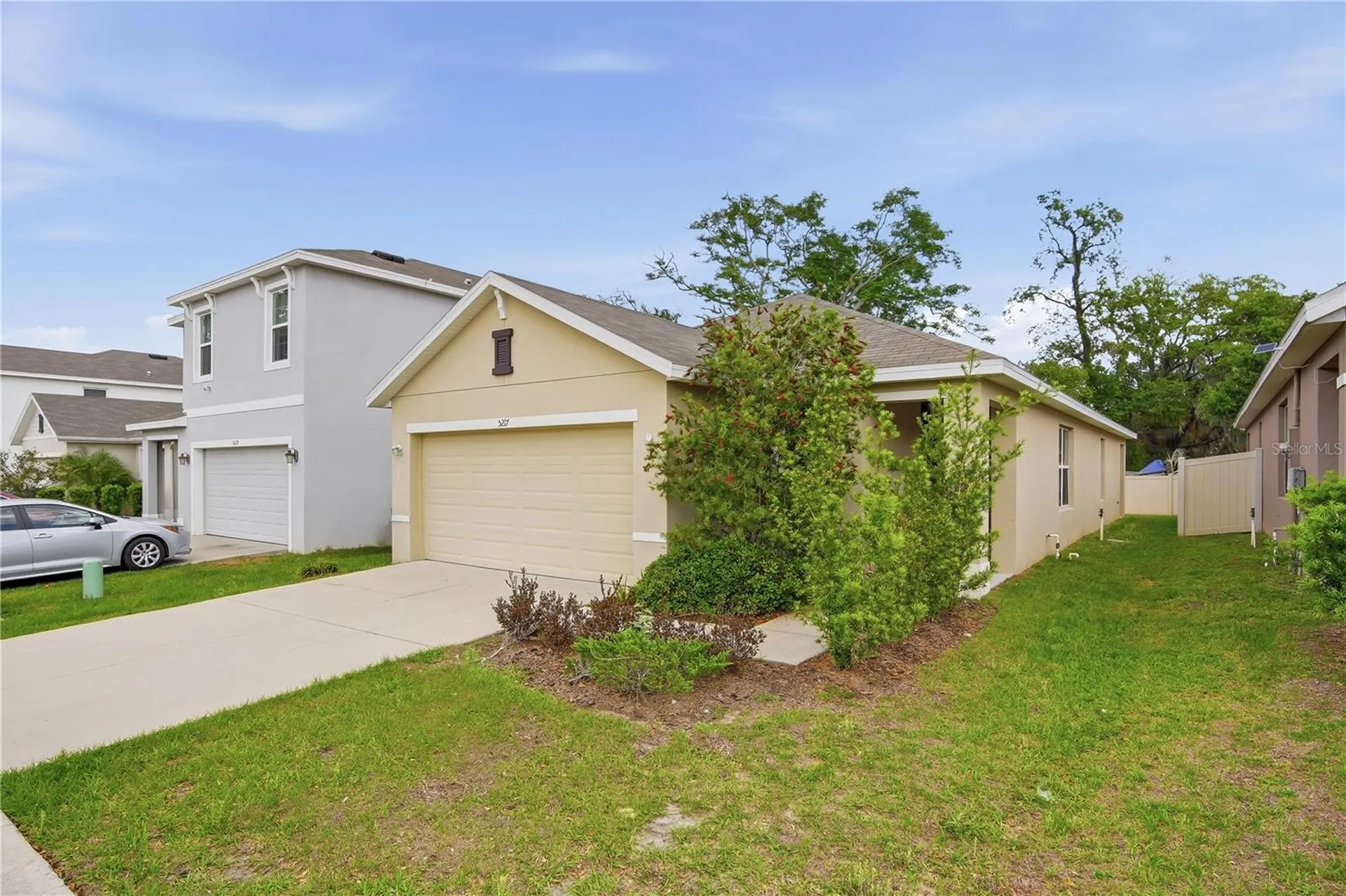 5217 Hillside Meadow Place Tampa FL 33610