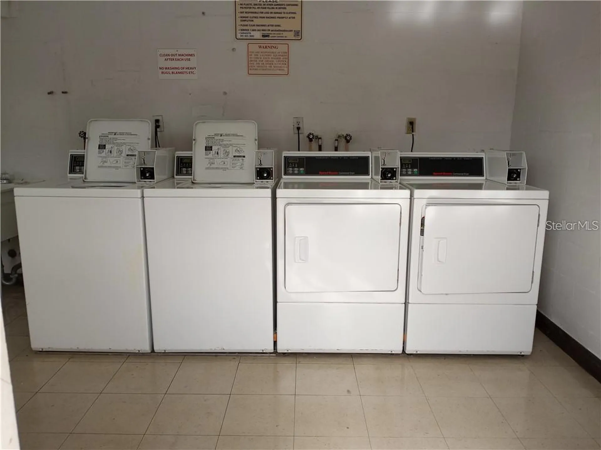 3900 Roxane Boulevard Sarasota FL 34235
