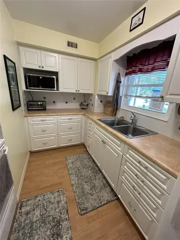 3900 Roxane Boulevard Sarasota FL 34235