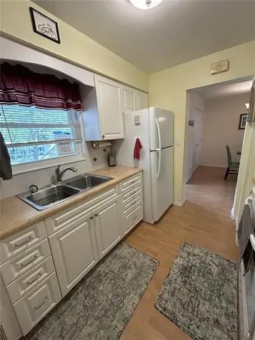 3900 Roxane Boulevard Sarasota FL 34235