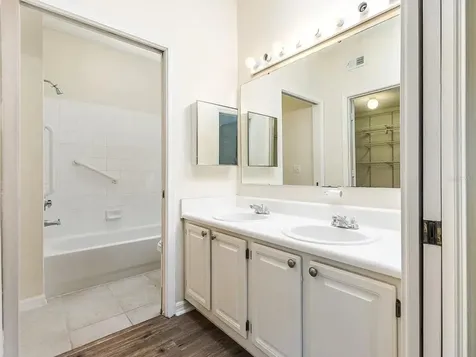 10000 SW 52nd Avenue Gainesville FL 32608