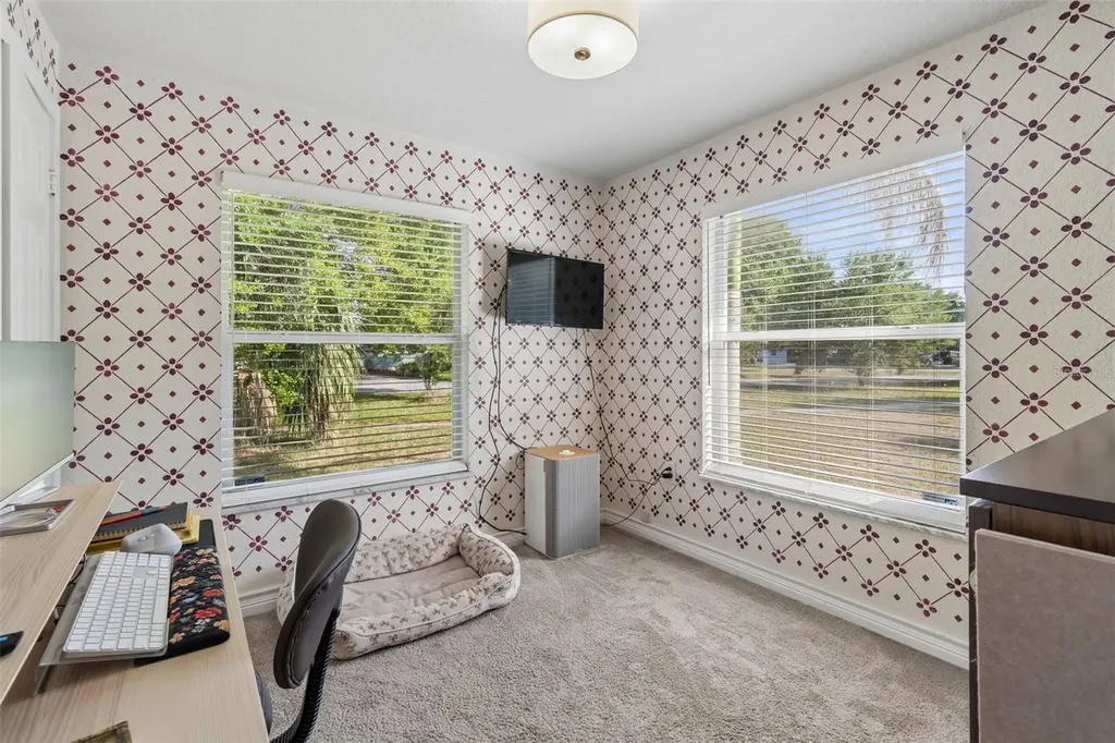 2301 W Eldred Drive Tampa FL 33603