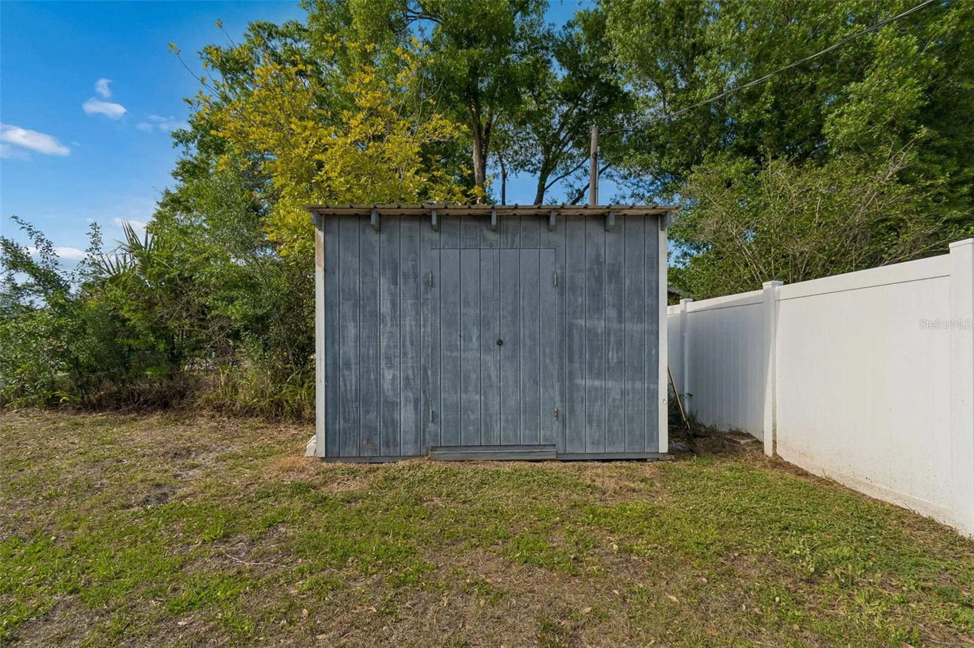 2301 W Eldred Drive Tampa FL 33603