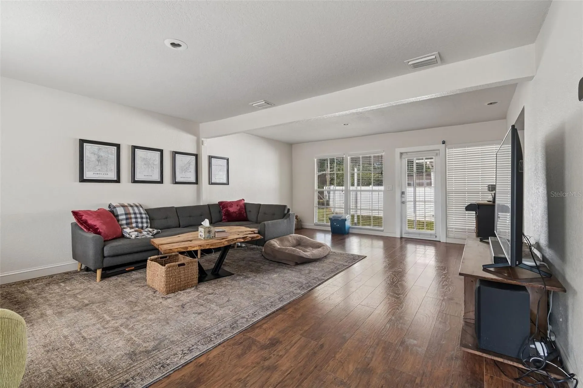 2301 W Eldred Drive Tampa FL 33603