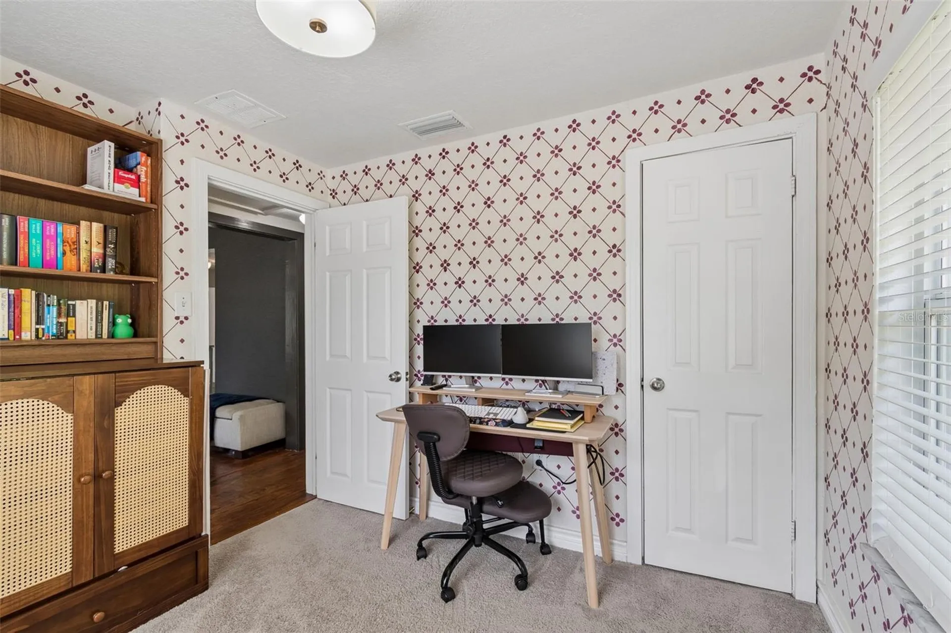 2301 W Eldred Drive Tampa FL 33603