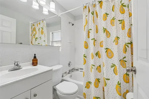 2301 W Eldred Drive Tampa FL 33603