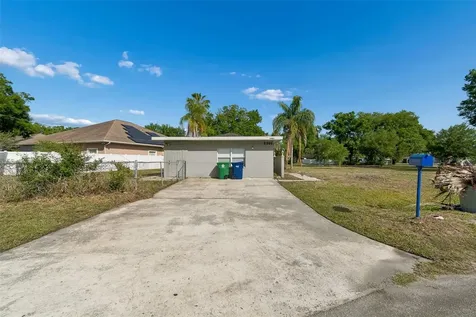 2301 W Eldred Drive Tampa FL 33603
