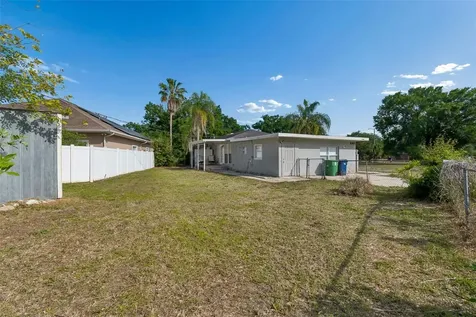2301 W Eldred Drive Tampa FL 33603