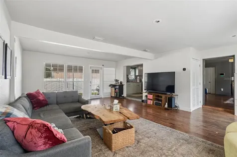 2301 W Eldred Drive Tampa FL 33603