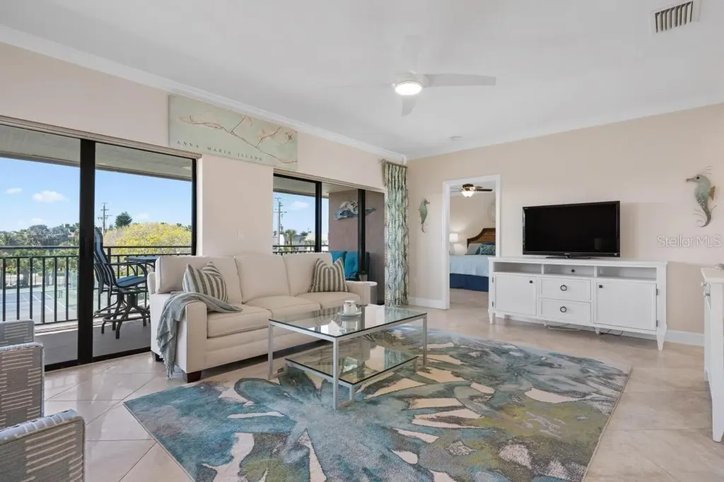6005 Gulf Drive Holmes Beach FL 34217