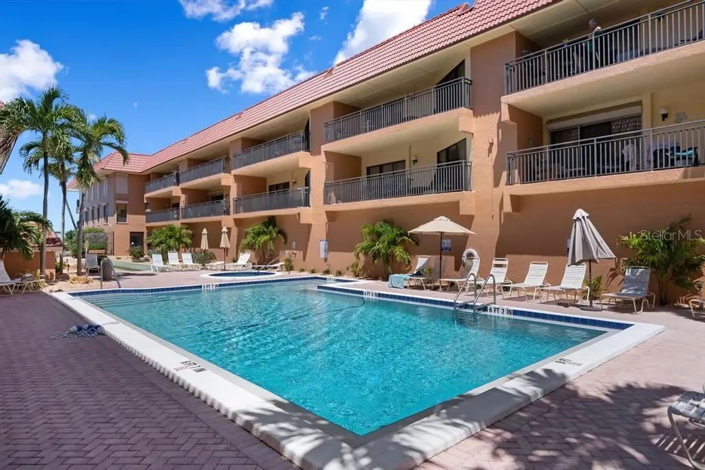 6005 Gulf Drive Holmes Beach FL 34217