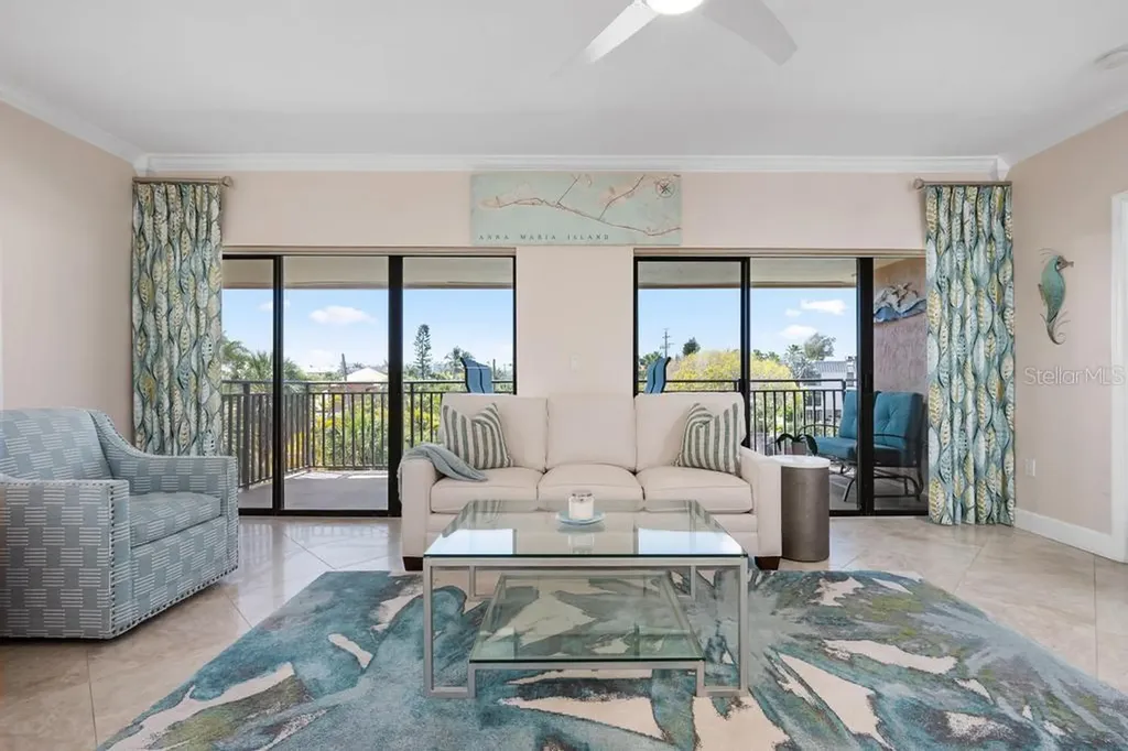6005 Gulf Drive Holmes Beach FL 34217