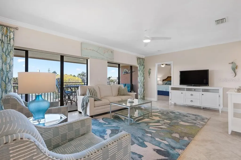 6005 Gulf Drive Holmes Beach FL 34217