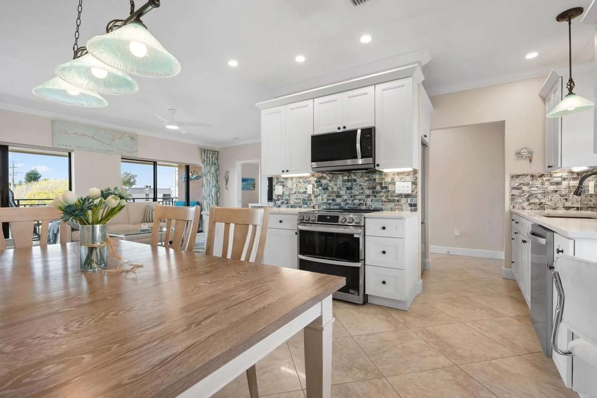 6005 Gulf Drive Holmes Beach FL 34217
