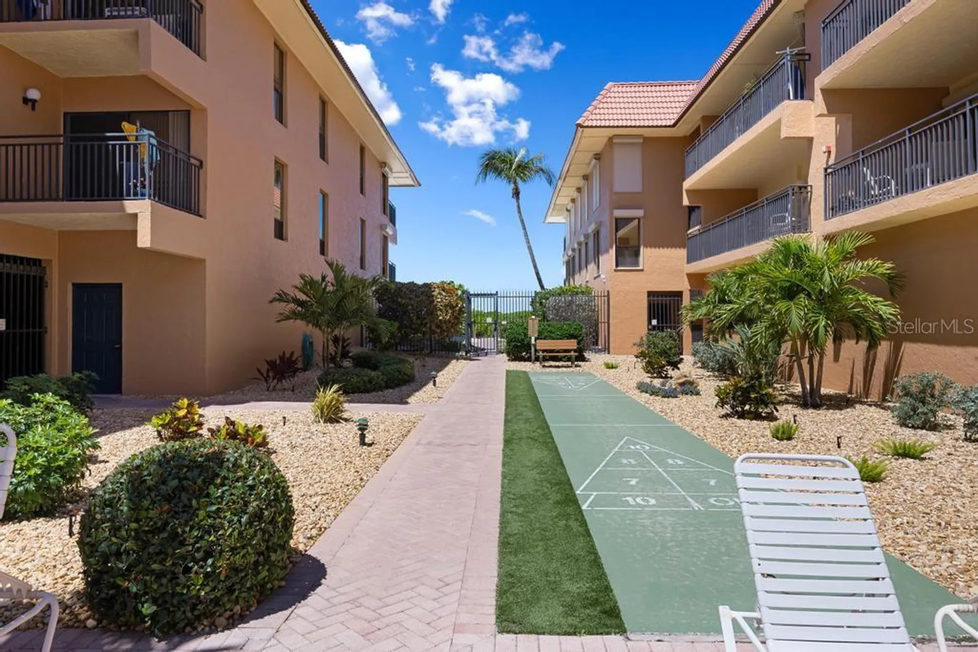 6005 Gulf Drive Holmes Beach FL 34217