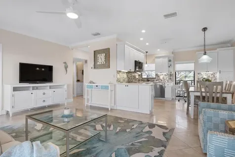 6005 Gulf Drive Holmes Beach FL 34217