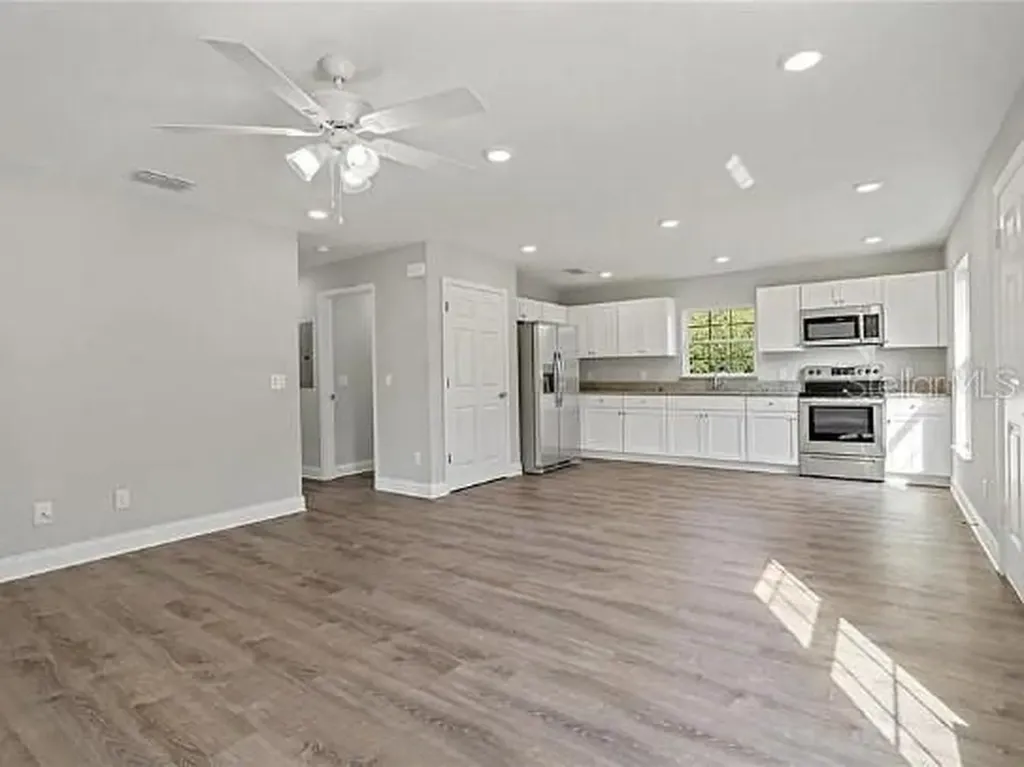800 Ware Avenue NE Winter Haven FL 33881