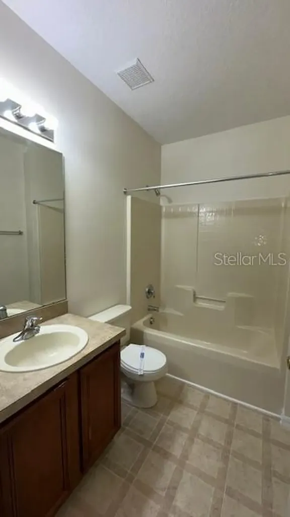 939 Halifax Drive Kissimmee FL 34758