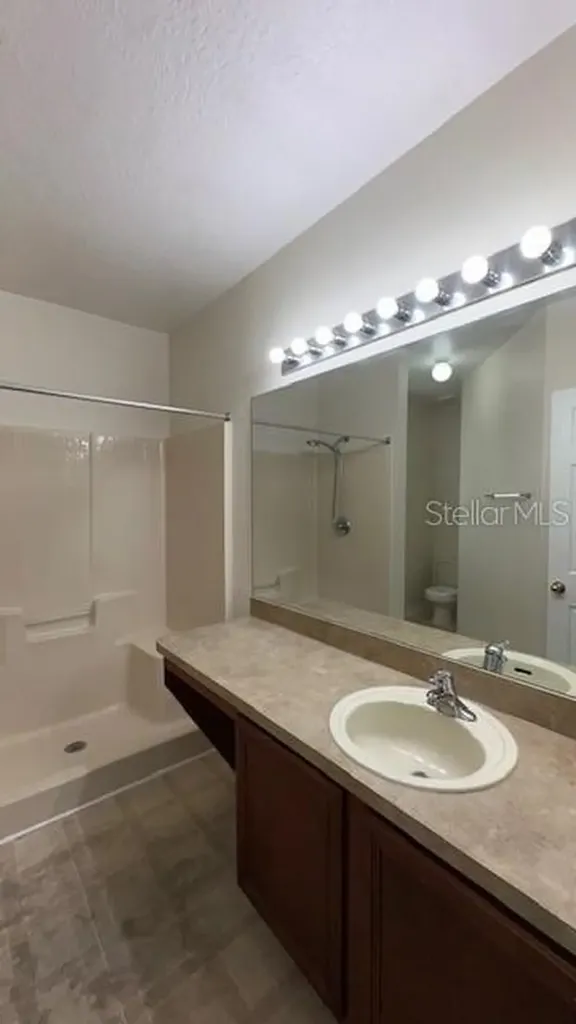939 Halifax Drive Kissimmee FL 34758