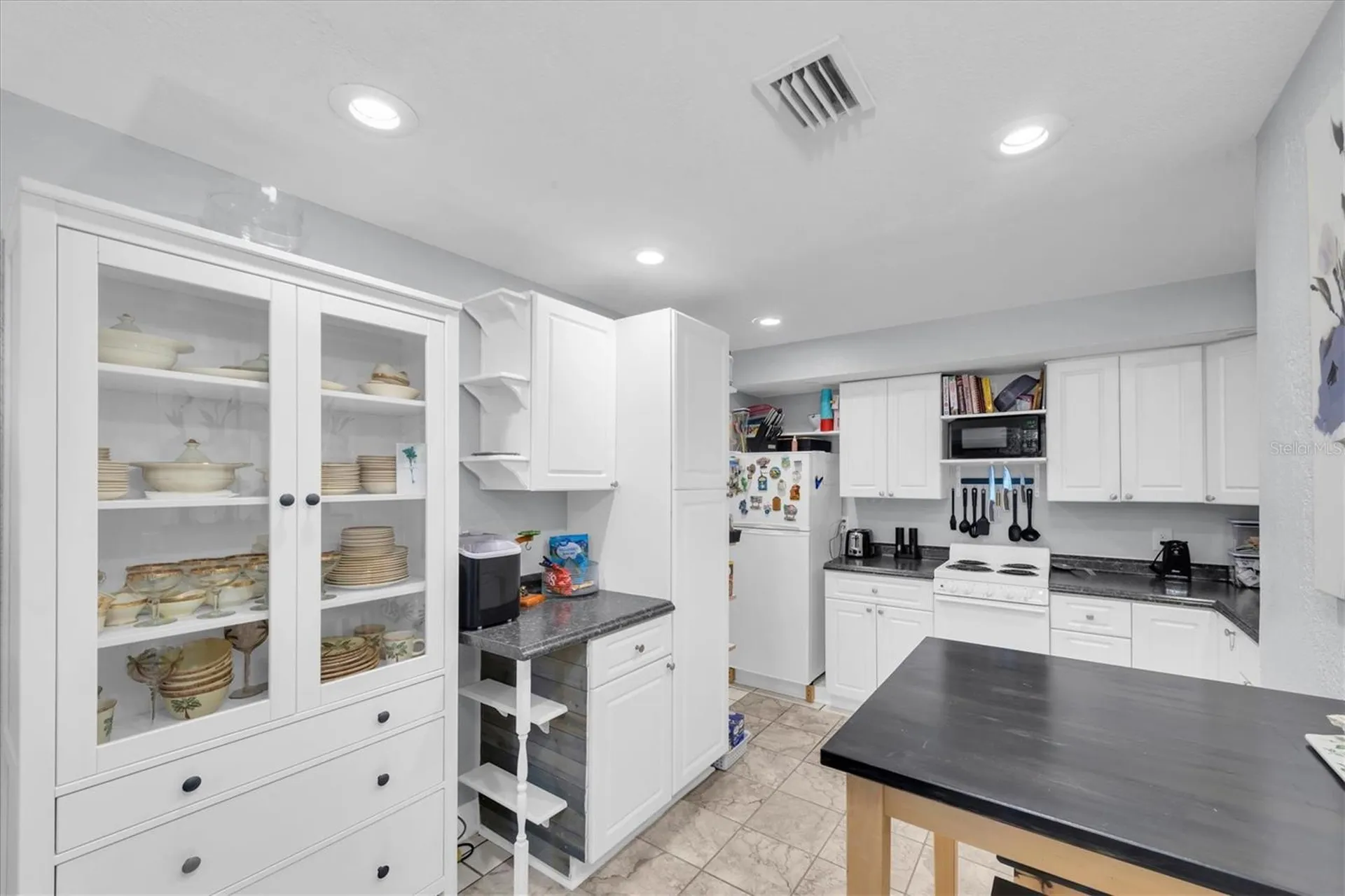819 10th Street SW Largo FL 33770