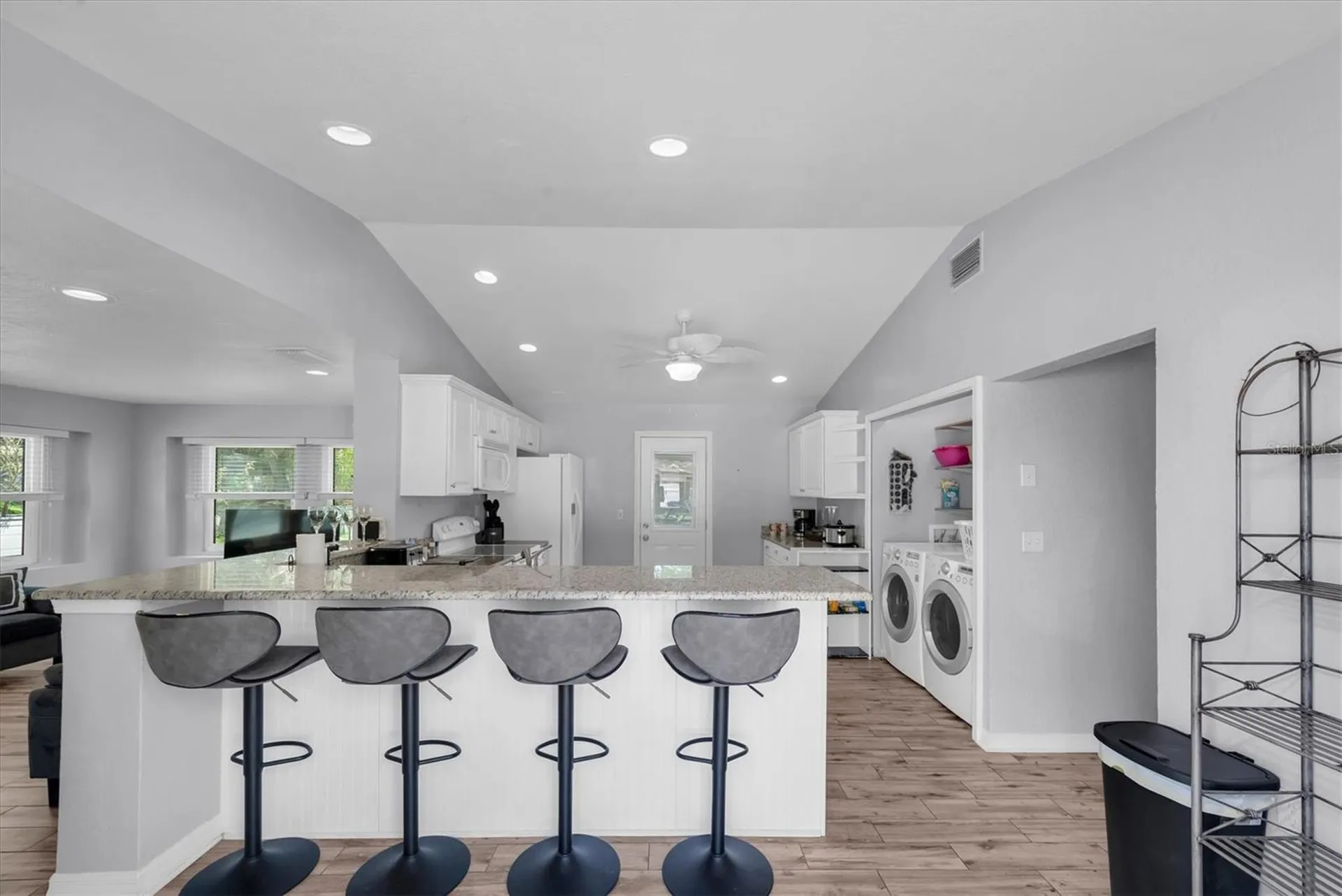 819 10th Street SW Largo FL 33770