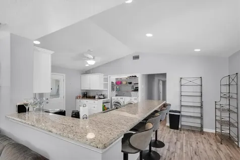 819 10th Street SW Largo FL 33770