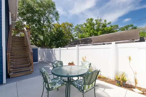 819 10th Street SW Largo FL 33770