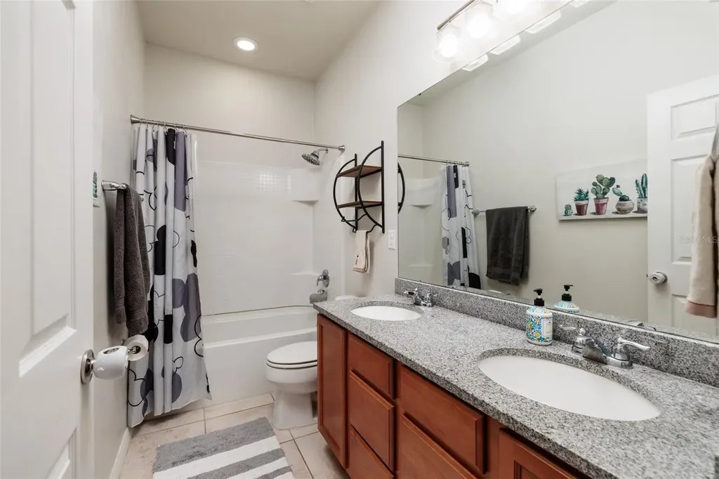 6408 Yellow Buckeye Drive Riverview FL 33578