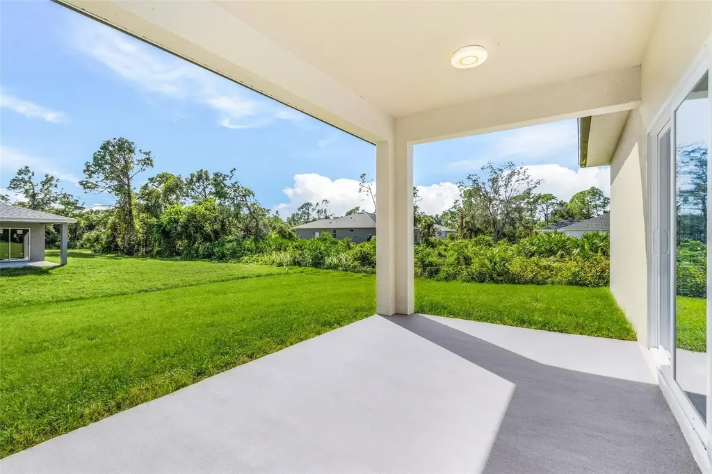 19053 Wilton Avenue Port Charlotte FL 33954