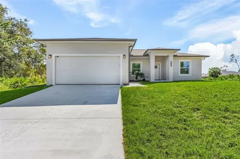 19053 Wilton Avenue Port Charlotte FL 33954