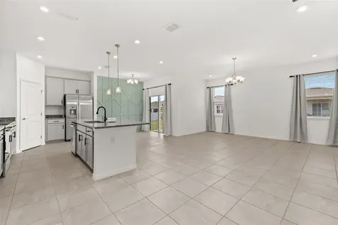 1123 Patriot Loop Haines City FL 33844