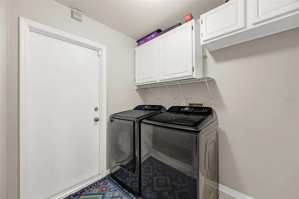 3006 Sprawling Oaks Place Valrico FL 33596