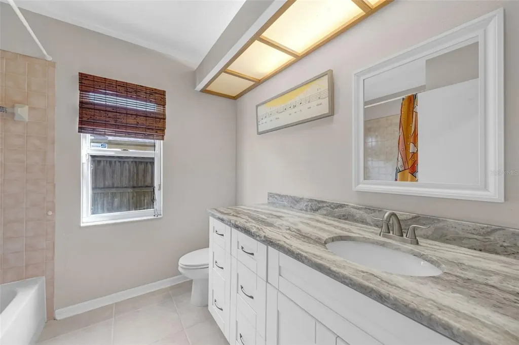 3006 Sprawling Oaks Place Valrico FL 33596