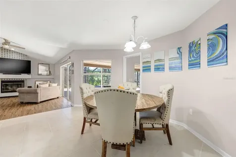 3006 Sprawling Oaks Place Valrico FL 33596