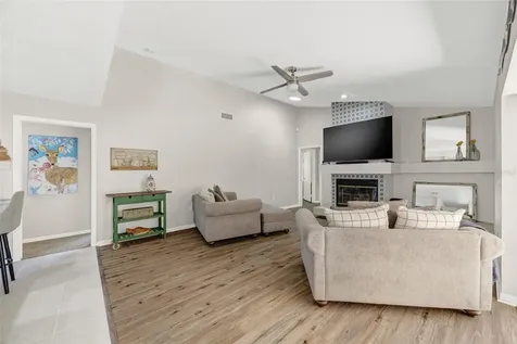 3006 Sprawling Oaks Place Valrico FL 33596