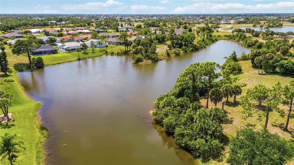 230 Sportsman Road Rotonda West FL 33947