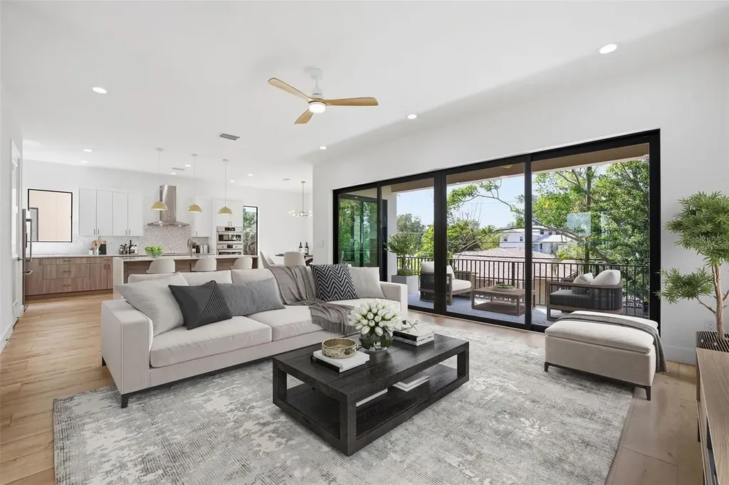 1943 Shore Acres Boulevard NE St Petersburg FL 33703