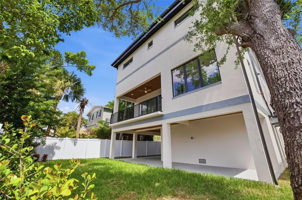 1943 Shore Acres Boulevard NE St Petersburg FL 33703