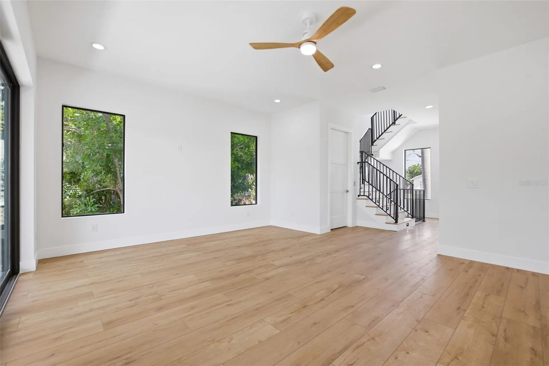 1943 Shore Acres Boulevard NE St Petersburg FL 33703
