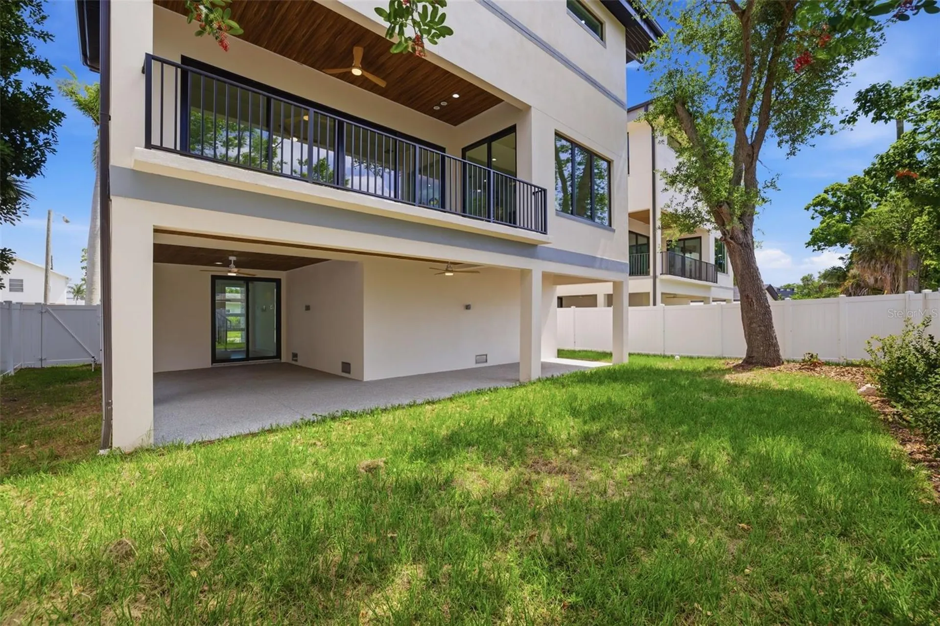 1943 Shore Acres Boulevard NE St Petersburg FL 33703