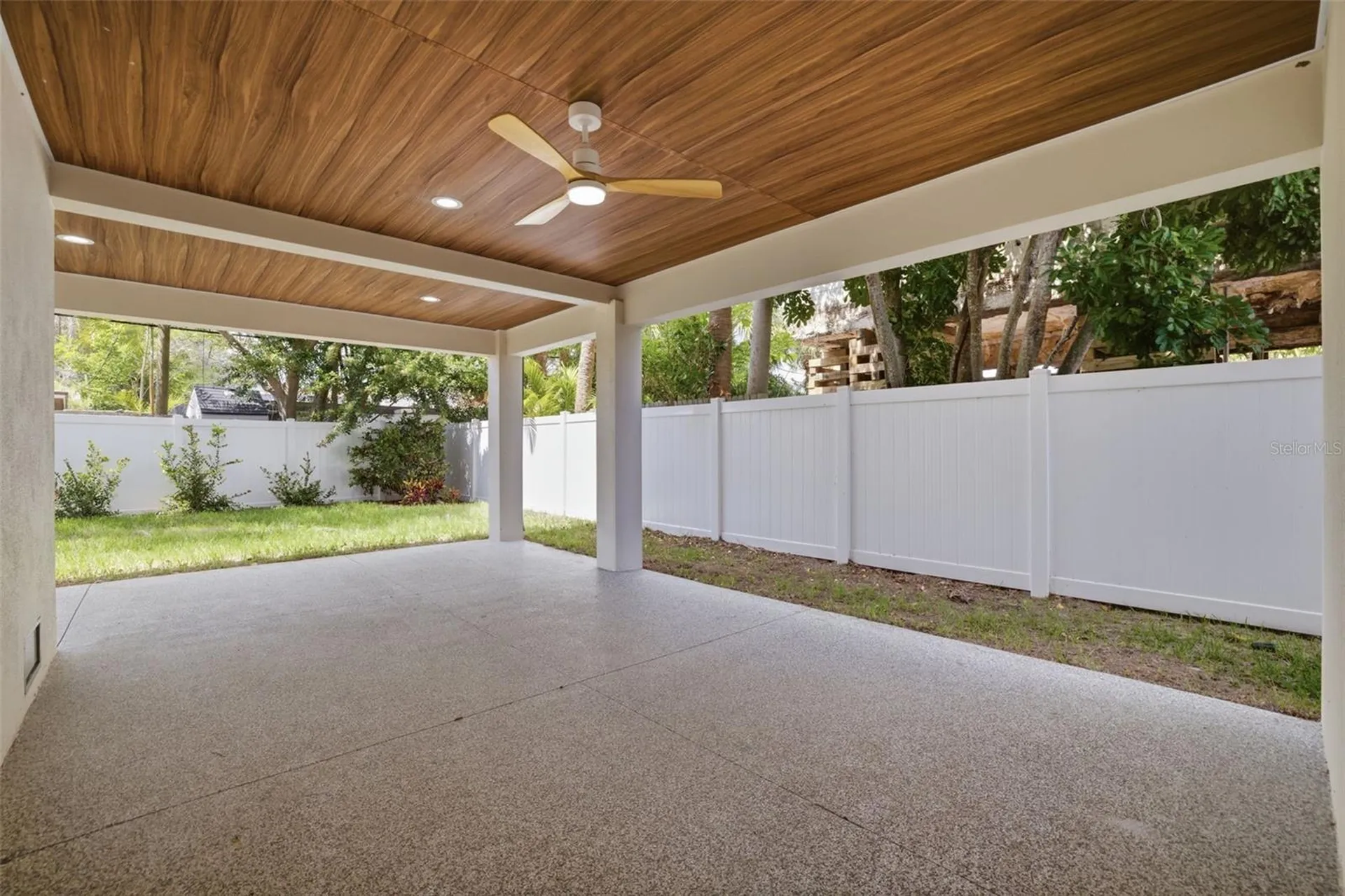 1943 Shore Acres Boulevard NE St Petersburg FL 33703