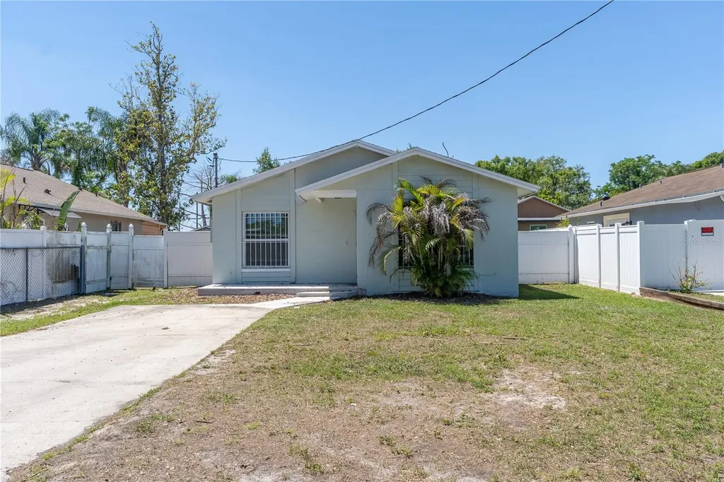 9304 N Elmer Street Tampa FL 33612