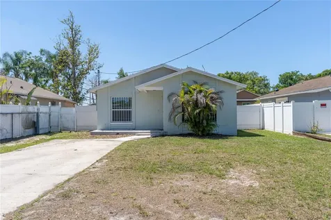 9304 N Elmer Street Tampa FL 33612
