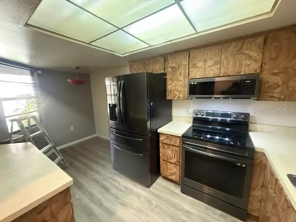 2131 Ridge Road S Largo FL 33778
