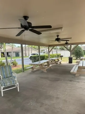 2131 Ridge Road S Largo FL 33778