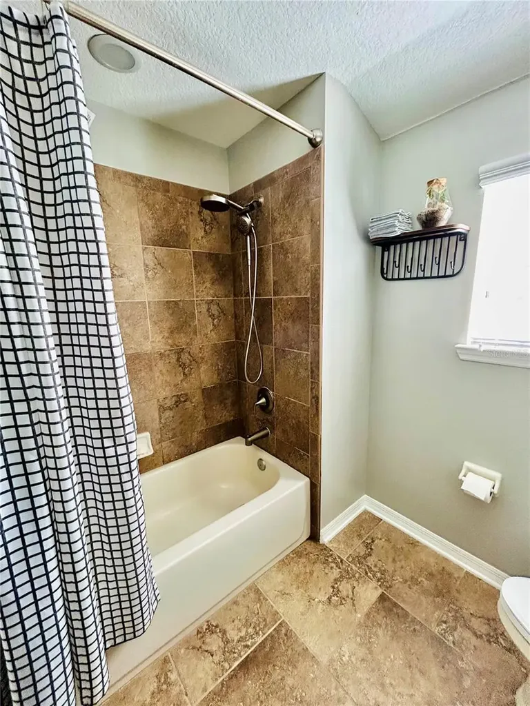 1033 Fountain Coin Loop Orlando FL 32828
